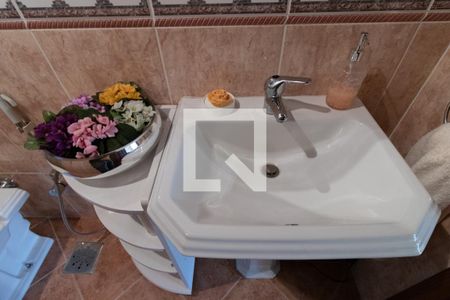 Casa para alugar com 454m², 3 quartos e 3 vagasBanheiro