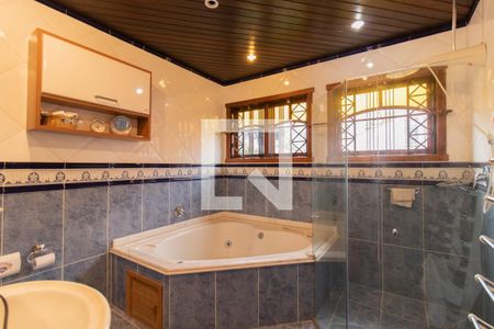 Casa para alugar com 454m², 3 quartos e 3 vagasBanheiro