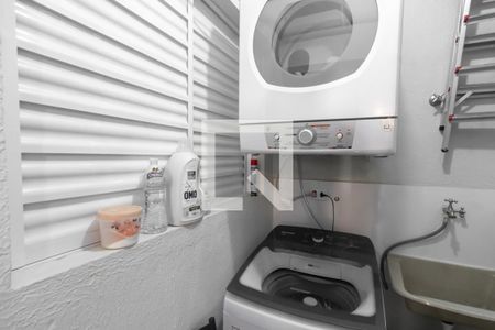 Apartamento à venda com 28m², 2 quartos e sem vaga Apartamento à venda com 28m², 2 quartos e sem vagaÁrea de Serviço
