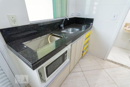 Cozinha de kitnet/studio para alugar com 1 quarto, 18m² em Vila Sao Pedro, Santo André