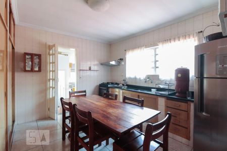 Casa à venda com 231m², 3 quartos e 1 vaga Casa à venda com 231m², 3 quartos e 1 vagaCozinha