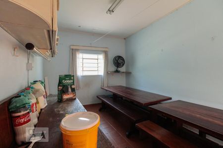 Casa à venda com 231m², 3 quartos e 1 vaga Casa à venda com 231m², 3 quartos e 1 vagaComodo extra reversível