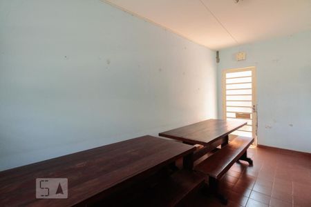 Casa à venda com 231m², 3 quartos e 1 vaga Casa à venda com 231m², 3 quartos e 1 vagaComodo extra reversível