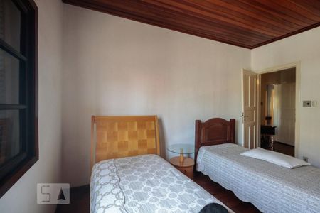 Casa à venda com 231m², 3 quartos e 1 vaga Casa à venda com 231m², 3 quartos e 1 vagaQuarto 2