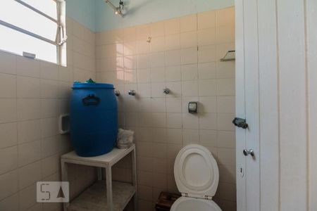 Casa à venda com 231m², 3 quartos e 1 vaga Casa à venda com 231m², 3 quartos e 1 vagaBanheiro de serviço