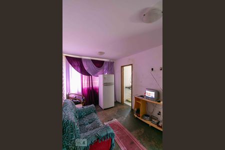 Sala de apartamento à venda com 3 quartos, 80m² em Copacabana, Belo Horizonte