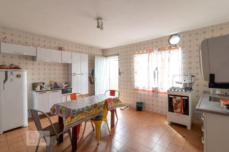 Casa à venda com 140m², 3 quartos e 6 vagasCozinha