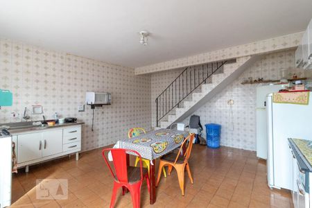 Casa à venda com 140m², 3 quartos e 6 vagasCozinha