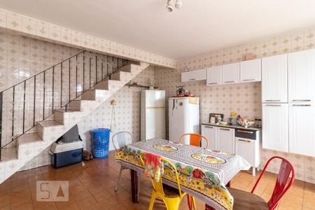 Casa à venda com 140m², 3 quartos e 6 vagasCozinha