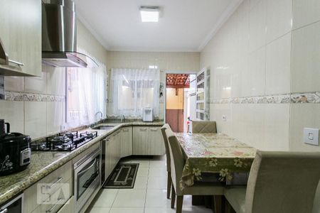 Casa à venda com 160m², 3 quartos e 2 vagasCozinha