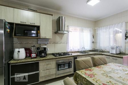 Casa à venda com 160m², 3 quartos e 2 vagasCozinha