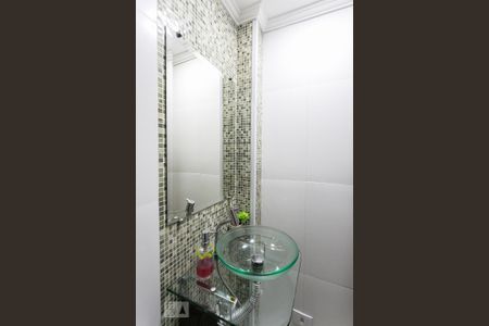 Casa à venda com 160m², 3 quartos e 2 vagasLavabo