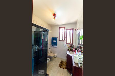 Casa à venda com 570m², 4 quartos e 3 vagas Casa à venda com 570m², 4 quartos e 3 vagasBanheiro da Suíte