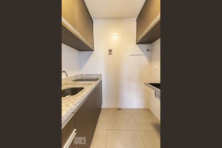Studio para alugar com 34m², 1 quarto e sem vaga Studio para alugar com 34m², 1 quarto e sem vagaCozinha e Área de Serviço