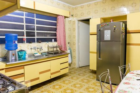 Casa à venda com 200m², 3 quartos e 3 vagasCozinha