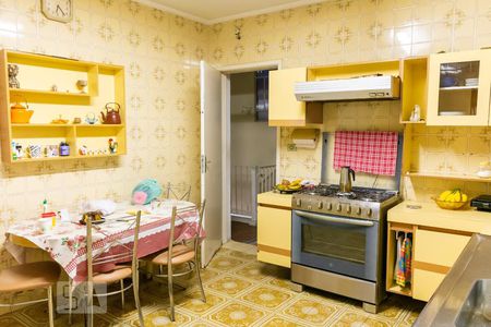 Casa à venda com 200m², 3 quartos e 3 vagasCozinha