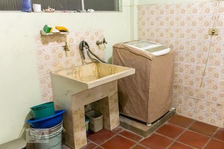 Casa à venda com 200m², 3 quartos e 3 vagasÁrea de serviço