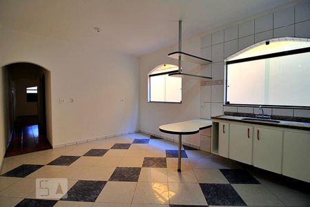 Casa à venda com 210m², 3 quartos e 2 vagasCozinha