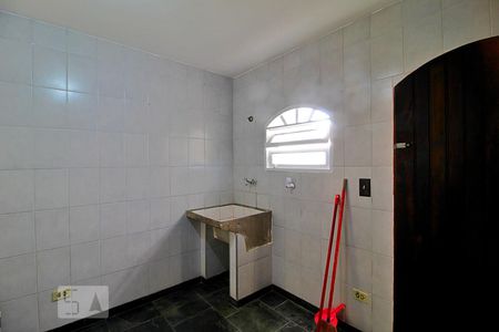 Casa à venda com 210m², 3 quartos e 2 vagasÁrea de Serviço