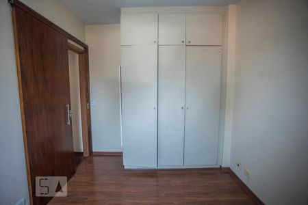 Apartamento para alugar com 60m², 2 quartos e 1 vagaQuarto 1 - Armários
