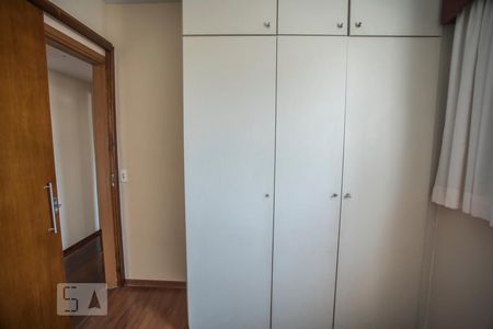 Apartamento para alugar com 60m², 2 quartos e 1 vagaQuarto 2 - Armários