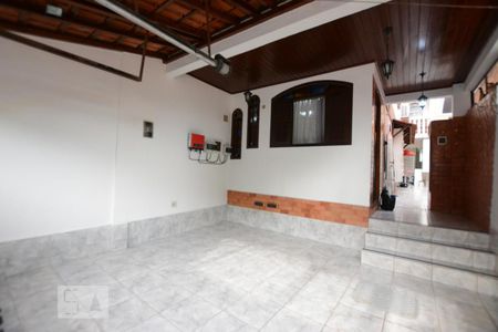 Casa à venda com 136m², 3 quartos e 2 vagasGaragem