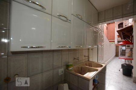 Casa à venda com 136m², 3 quartos e 2 vagasÁrea de Serviço