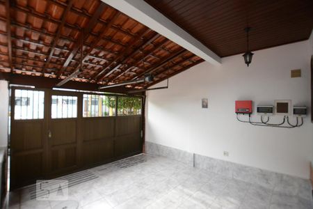 Casa à venda com 136m², 3 quartos e 2 vagasGaragem