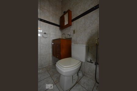 Casa à venda com 136m², 3 quartos e 2 vagasBanheiro da Suíte 3