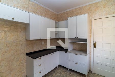 Casa à venda com 160m², 2 quartos e 3 vagas Casa à venda com 160m², 2 quartos e 3 vagasCozinha