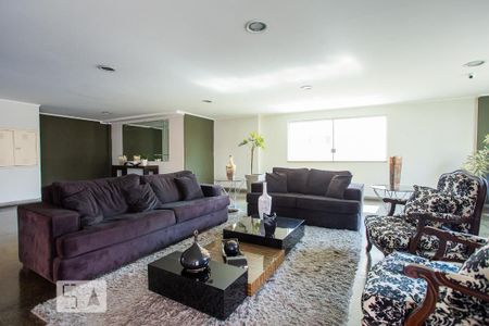 Apartamento à venda com 84m², 3 quartos e 2 vagas Apartamento à venda com 84m², 3 quartos e 2 vagasHall de Entrada