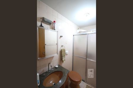 Apartamento à venda com 84m², 3 quartos e 2 vagasBanheiro