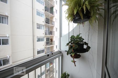 Apartamento à venda com 84m², 3 quartos e 2 vagasVaranda