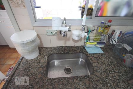 Apartamento à venda com 84m², 3 quartos e 2 vagasCozinha