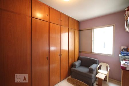 Apartamento à venda com 84m², 3 quartos e 2 vagasQuarto 2