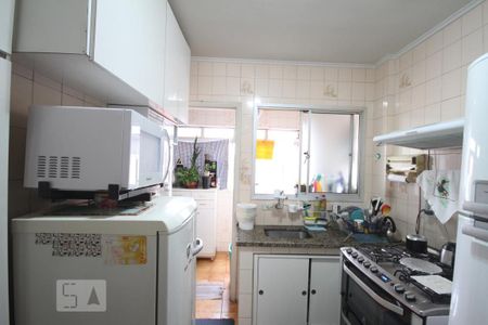 Apartamento à venda com 84m², 3 quartos e 2 vagasCozinha