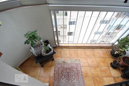 Apartamento à venda com 84m², 3 quartos e 2 vagasVaranda