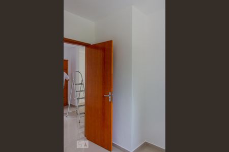 Quarto 1 de apartamento para alugar com 2 quartos, 47m² em Jardim Monções, Santo André