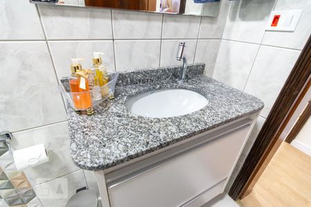 Apartamento à venda com 73m², 3 quartos e 2 vagasBanheiro