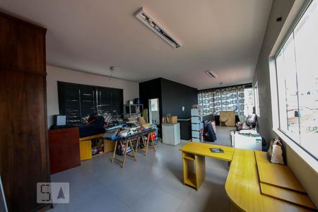 Casa à venda com 360m², 3 quartos e 2 vagas Casa à venda com 360m², 3 quartos e 2 vagasSala 3