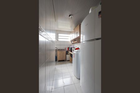 Apartamento à venda com 100m², 3 quartos e 1 vaga Apartamento à venda com 100m², 3 quartos e 1 vagaCozinha e Área de Serviço