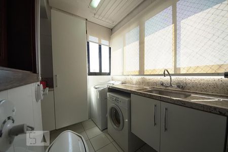 Apartamento à venda com 172m², 3 quartos e 3 vagasÁrea de Serviço