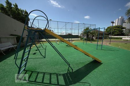 Apartamento à venda com 172m², 3 quartos e 3 vagasÁrea Comum - Playground