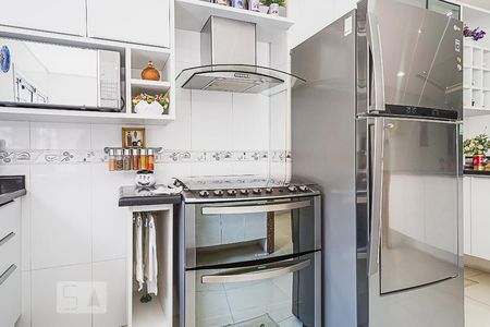 Casa à venda com 311m², 5 quartos e 6 vagasCozinha