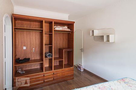 Casa à venda com 311m², 5 quartos e 6 vagasSuíte 4