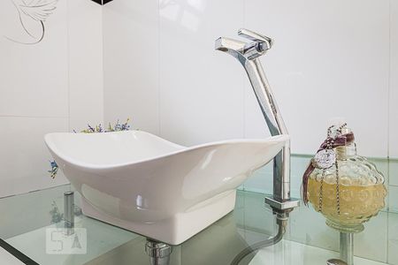 Casa à venda com 311m², 5 quartos e 6 vagasLavabo do quintal Gourmet