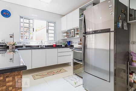 Casa à venda com 311m², 5 quartos e 6 vagasCozinha