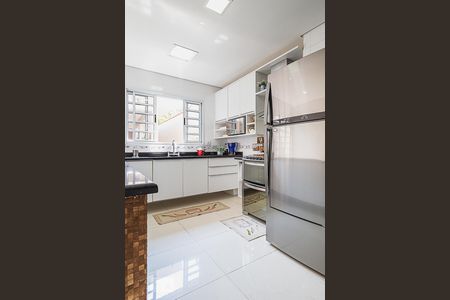 Casa à venda com 311m², 5 quartos e 6 vagasCozinha