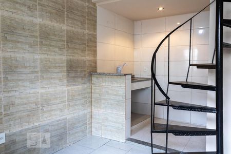 Sala de casa para alugar com 1 quarto, 50m² em Campo Grande, Rio de Janeiro