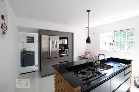 Casa à venda com 231m², 6 quartos e 2 vagasCozinha